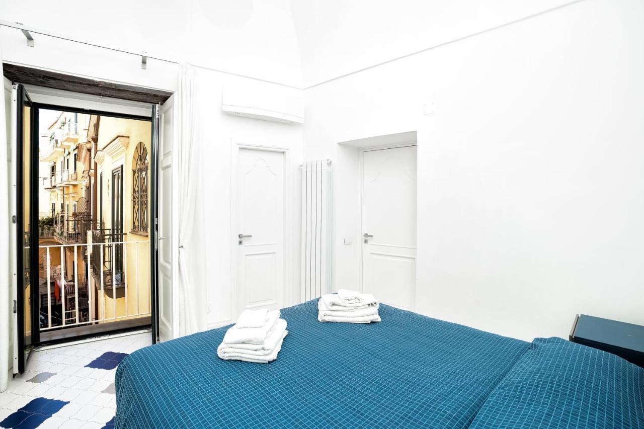 Villa La Finestra sul Corso Amalfi Esterno foto