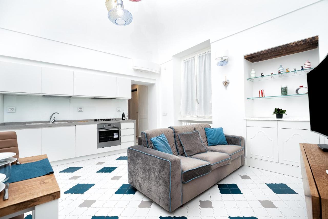 Villa La Finestra sul Corso Amalfi Esterno foto