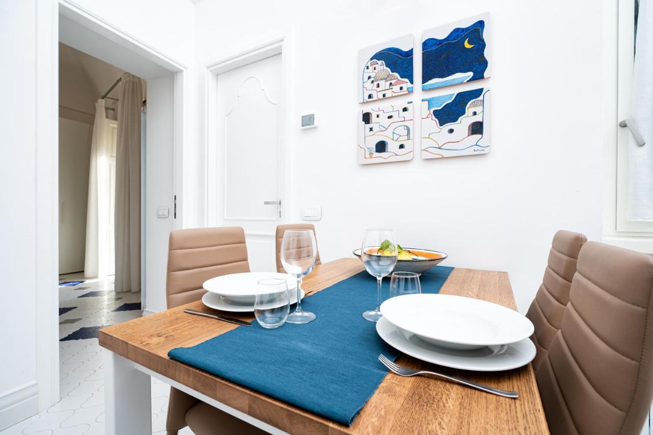 Villa La Finestra sul Corso Amalfi Esterno foto